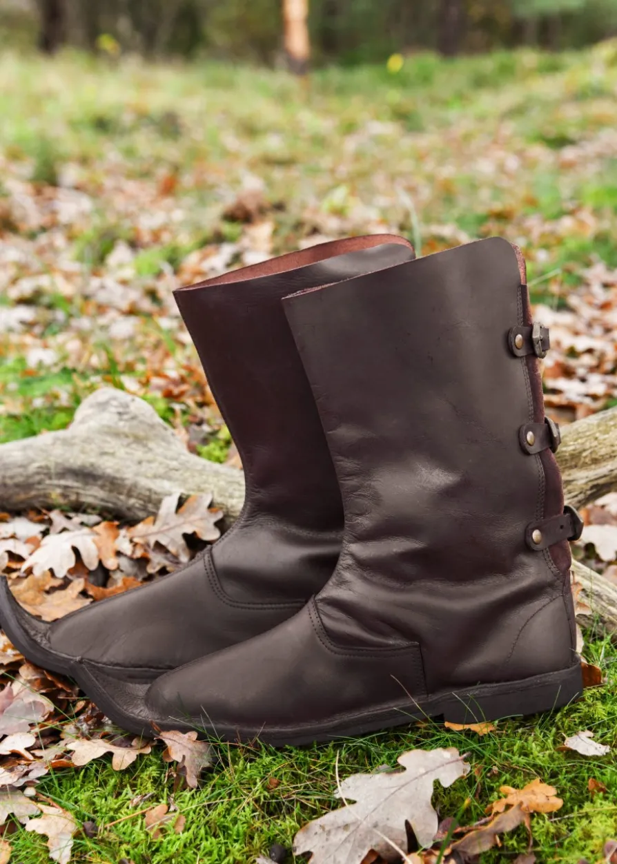 Schnabelstiefel mit drei Schnallen, dunkelbraun