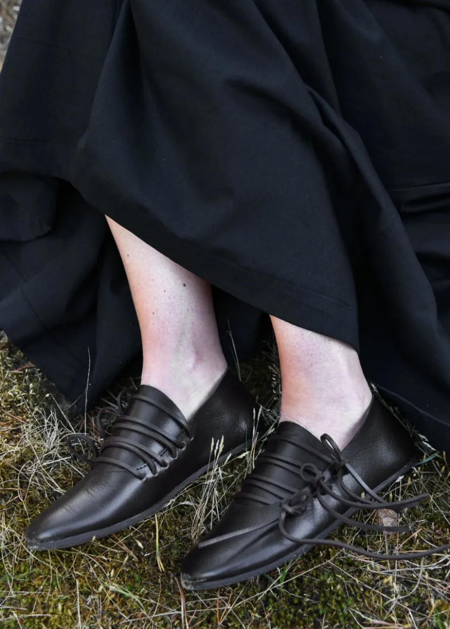 Schnürschuh, Spätmittelalter