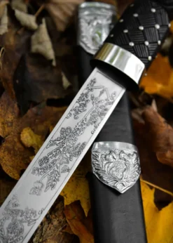 Schottischer Dirk mit Holzscheide