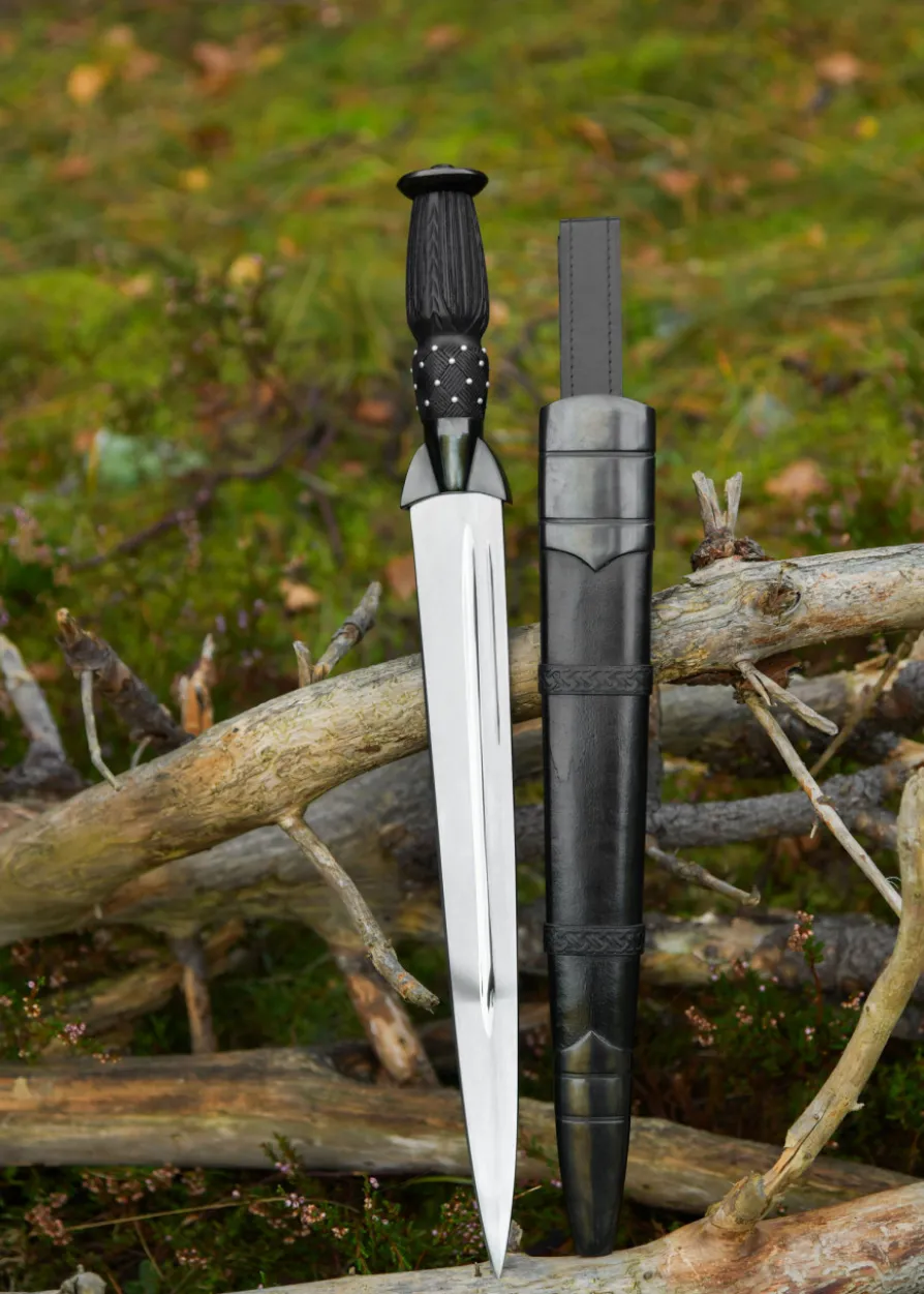 Schottischer Dirk mit Lederscheide