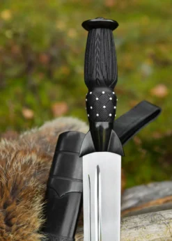 Schottischer Dirk mit Lederscheide