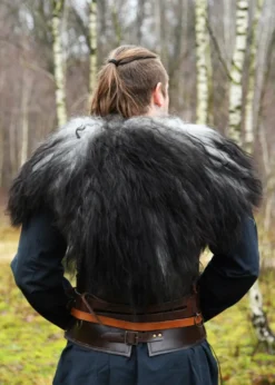 Schulterfell aus Nordlandschnucken-Fell, schwarz grau