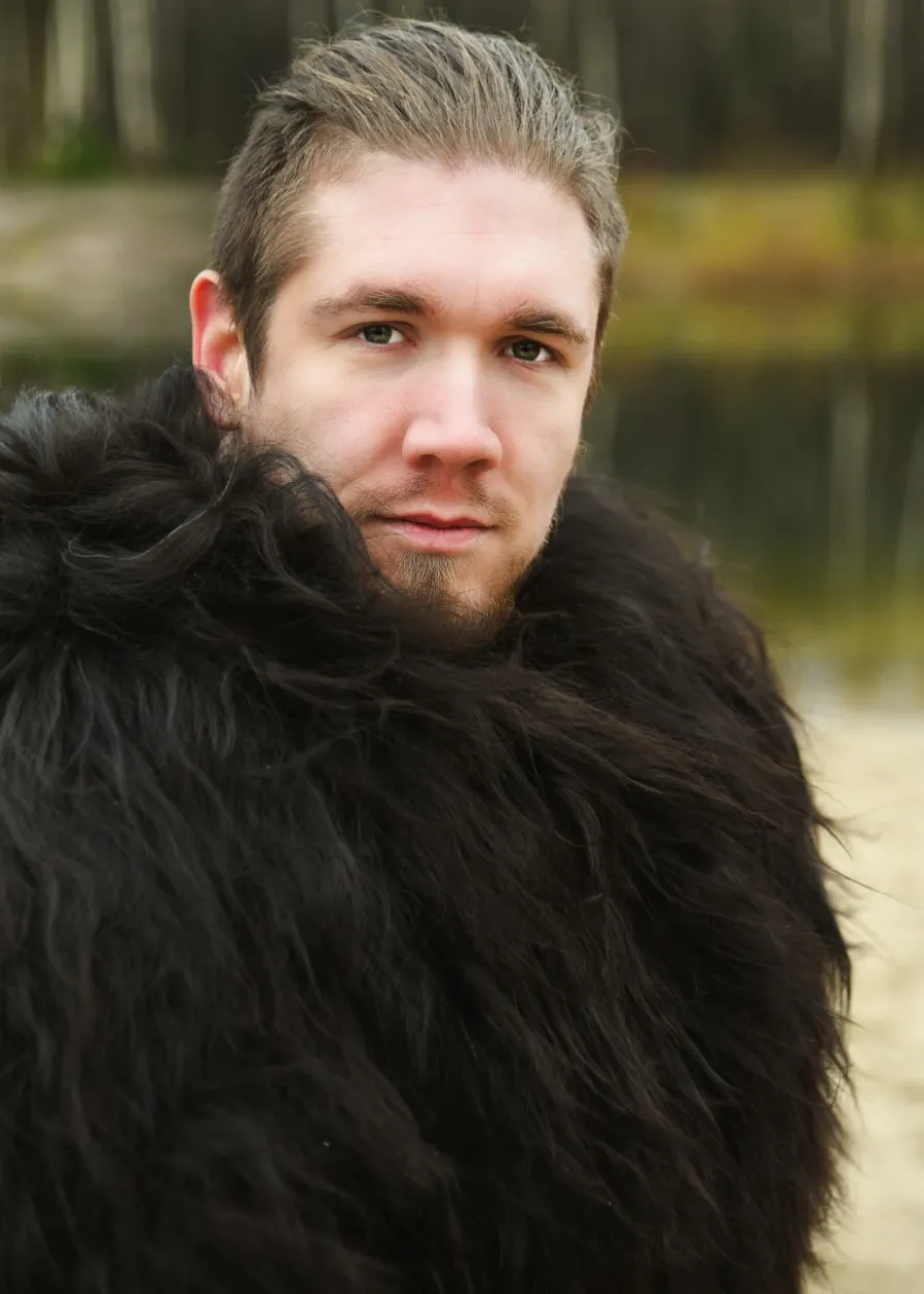 Schulterfell, Fellumhang Berserker Schwarz
