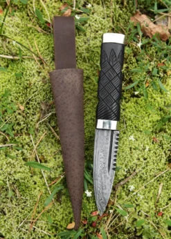 Sgian Dubh Messer mit Damaststahlklinge und Lederscheide