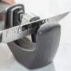 Smith's KitchenIQ Carbid-Ceramic Pull-Thru Messerschärfer