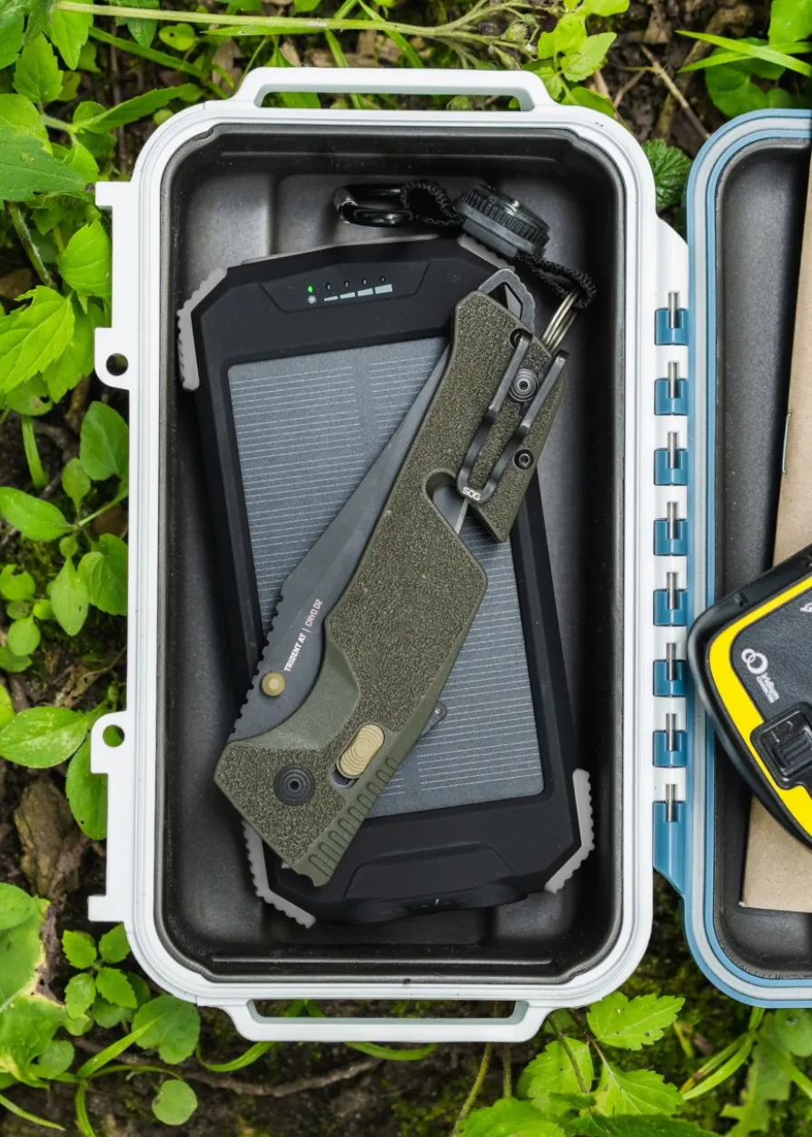 SOG TRIDENT AT - OLIVE DRAB Teilwellenschliff, Taschenmesser
