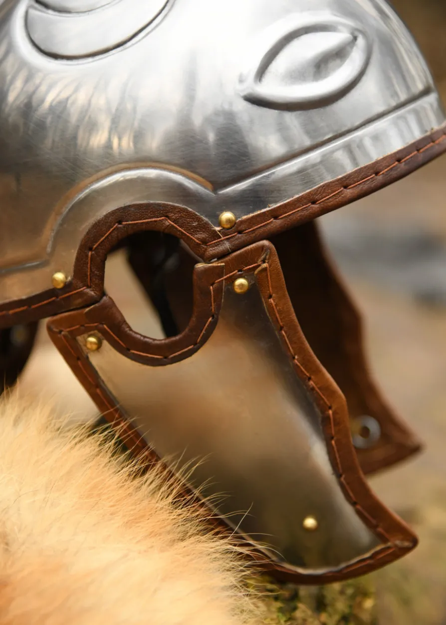 Spätrömischer Centurion Helm (Intercisa IV), Stahl