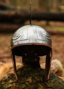 Spätrömischer Centurion Helm (Intercisa IV), Stahl