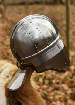 Spätrömischer Kavallerie Helm (Burgh Castle), Stahl