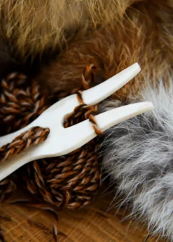 Strickgabel aus Knochen, 12 cm