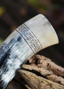Trinkhorn mit Ständer - Fenrir, der Nordische Wolf