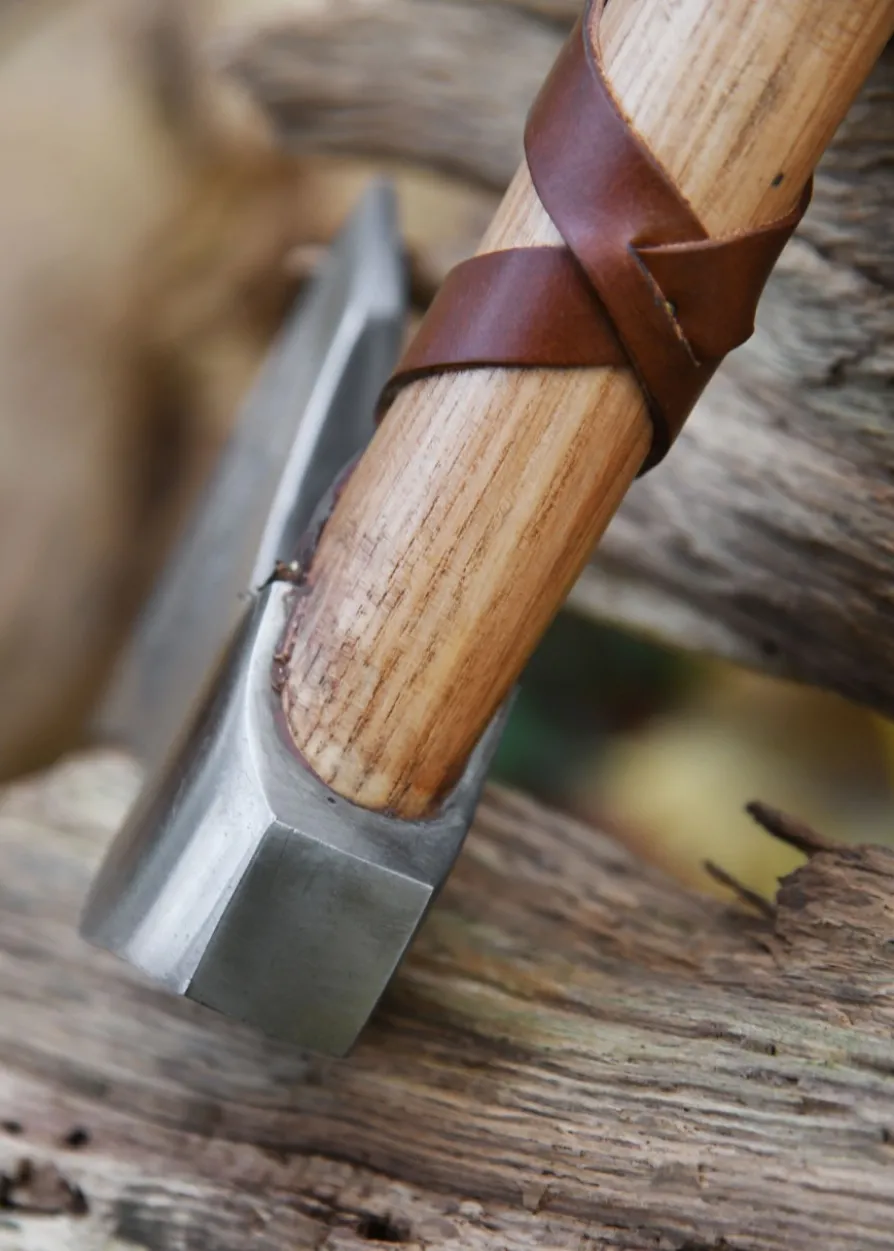 Wikinger-Axt aus Stahl, gegossen, Typ E, mit Gravur und Lederwicklung