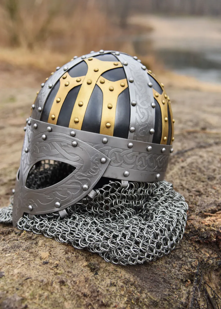 Wikinger Brillenhelm, Spangenhelm mit Brünne