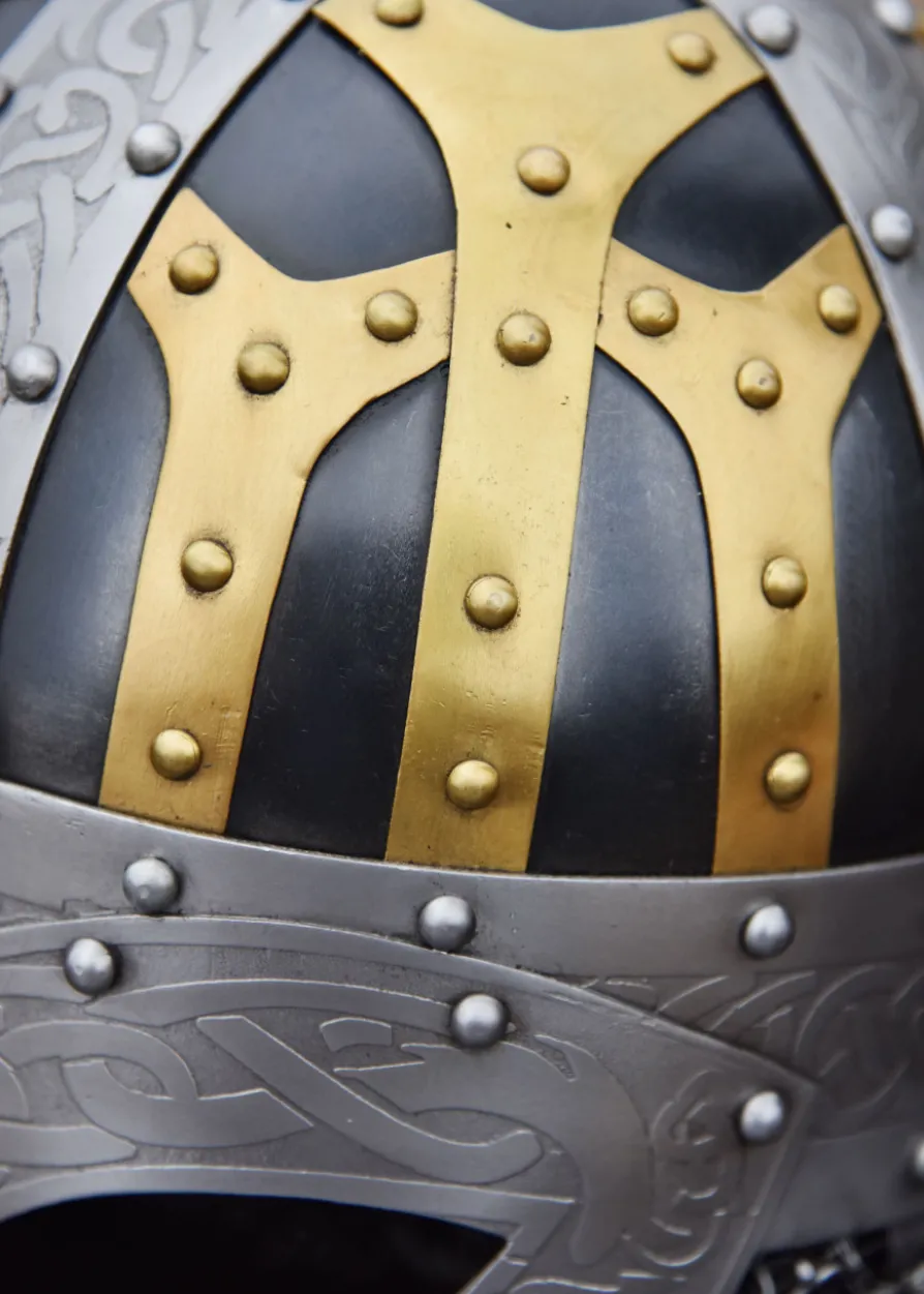 Wikinger Brillenhelm, Spangenhelm mit Brünne