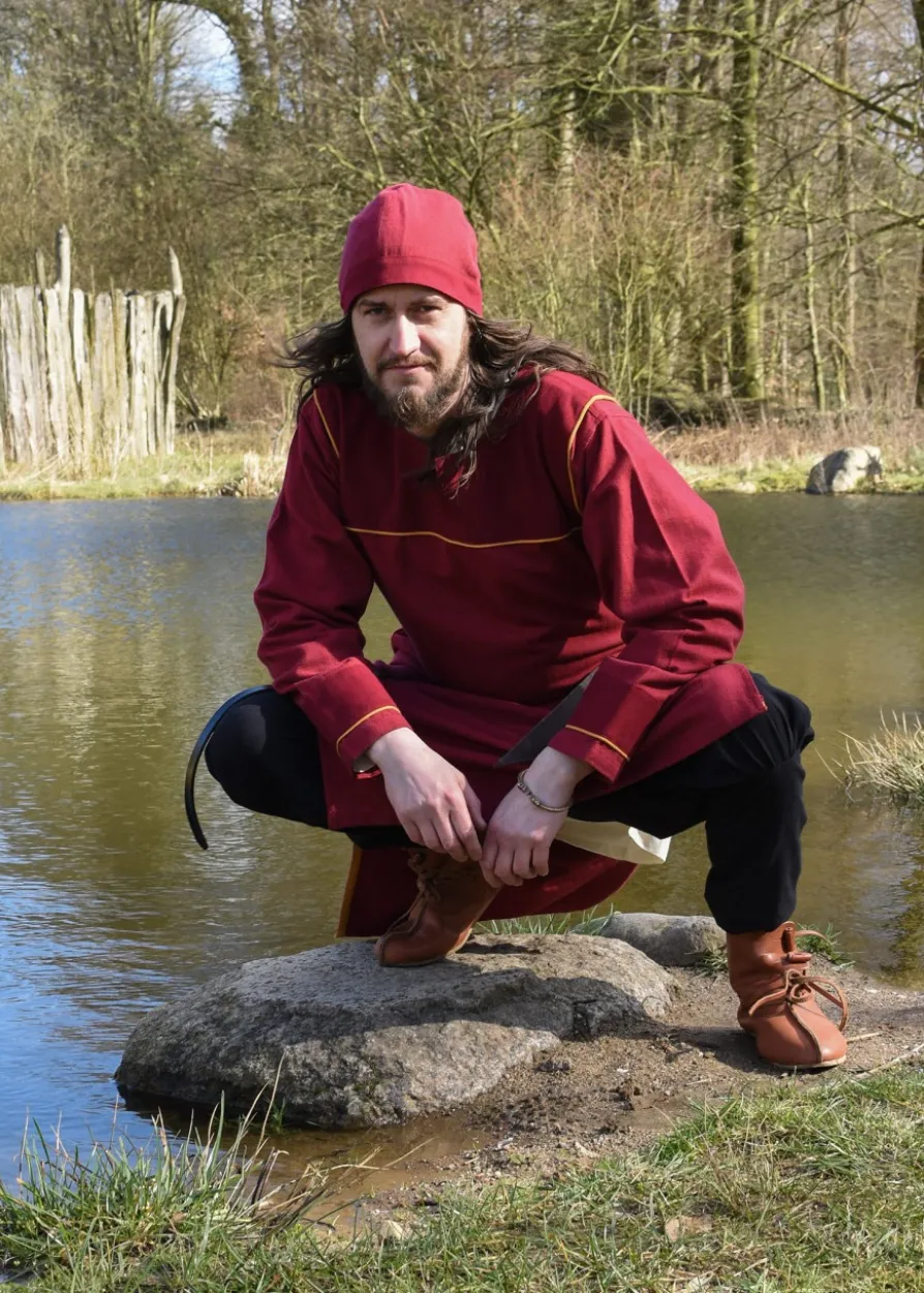 Wikinger Tunika Ove mit Fischgrätmuster, weinrot