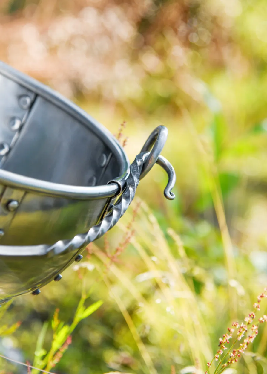 Wikingerzeitlicher Lagertopf, poliert, authentisch gearbeitet
