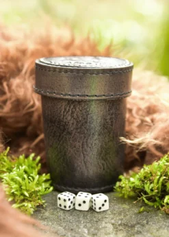 Würfelbecher aus Leder mit Deckel, Raben-Prägung, grau
